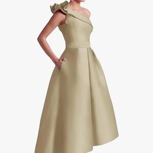 Elegant Cream One-Shoulder Dress